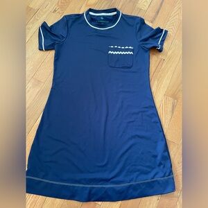 Tuckernuck Navy and White Sport Dress with Mint Logo